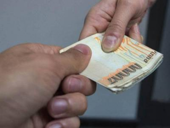 Կաշառք ստանալու համար մեղադրանք է առաջադրվել հարկային տեսուչին. նրան կալանավորելու միջնորդություն է ներկայացվել դատարան